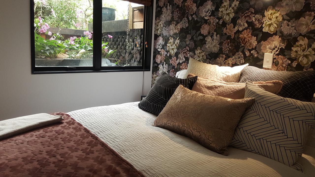ニュープリマス Sequoia Steps Bed & Breakfast エクステリア 写真