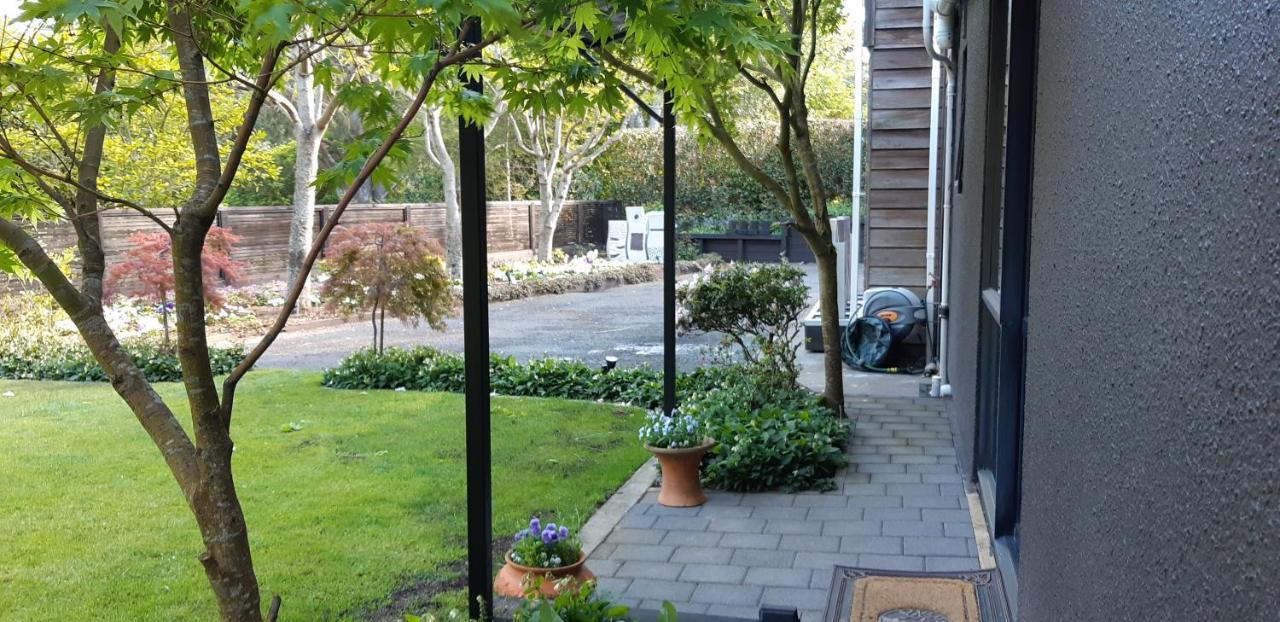 ニュープリマス Sequoia Steps Bed & Breakfast エクステリア 写真
