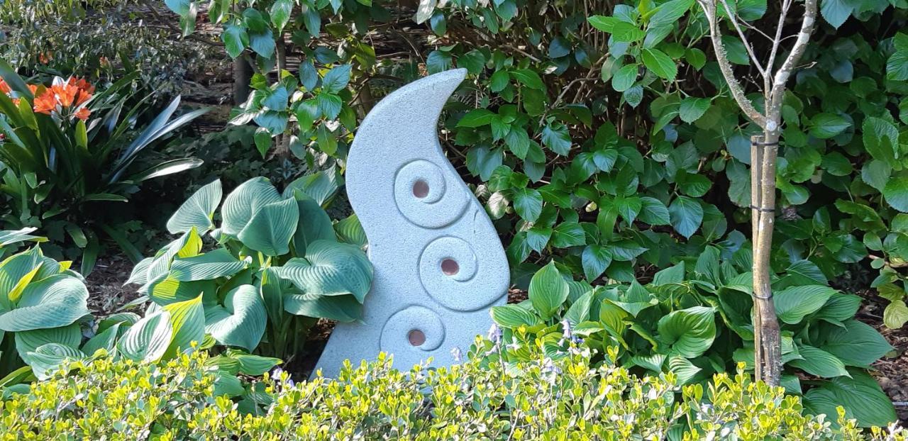ニュープリマス Sequoia Steps Bed & Breakfast エクステリア 写真